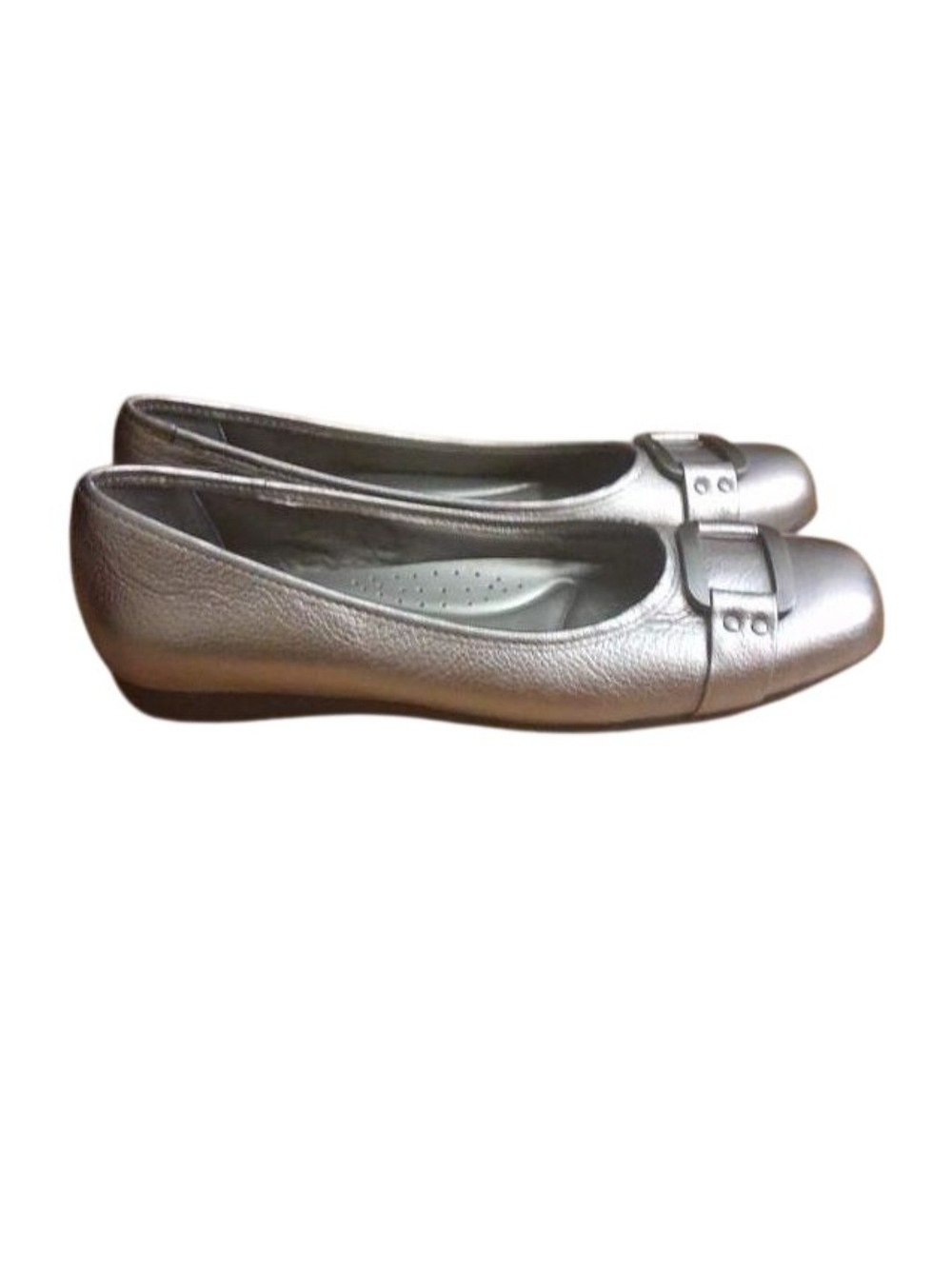 Trotters Bronze Metallic Buckle Ballet Flats.              Size 9 SS(Super Slim) - Picture 2 of 5